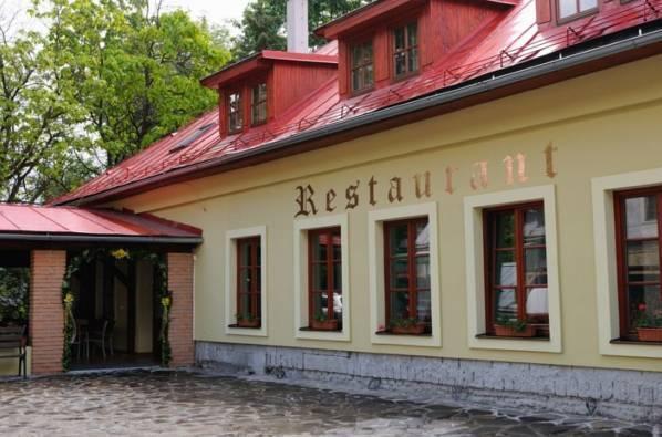 Penzion Kachelman Banska Stiavnica Bagian luar foto
